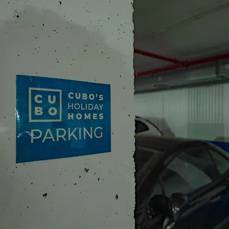 Cubo's La Union Pool Optional Parking
